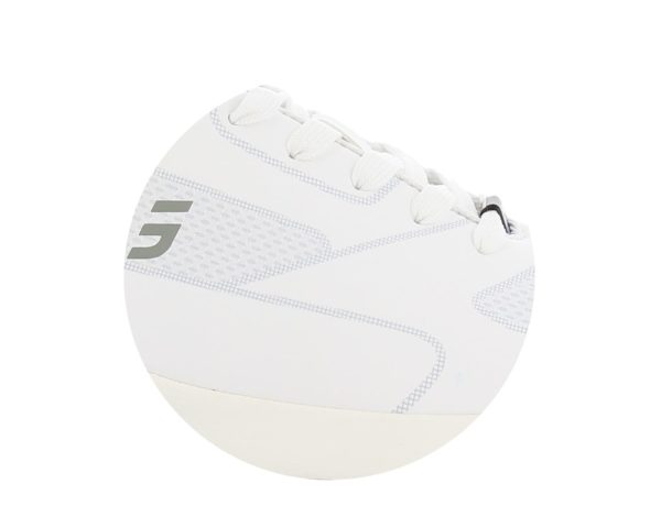 Ela Comfortable Trainer for Nurses Close Up